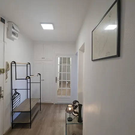 Confortable A Epinal: 2 Chambres, Parking Prive, Tv, Wifi, Proche Commerces Et Evenements - Fr-1-589-641