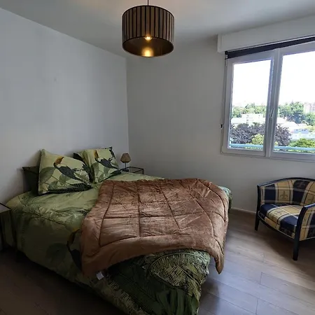 Confortable A Epinal: 2 Chambres, Parking Prive, Tv, Wifi, Proche Commerces Et Evenements - Fr-1-589-641 * Epinal